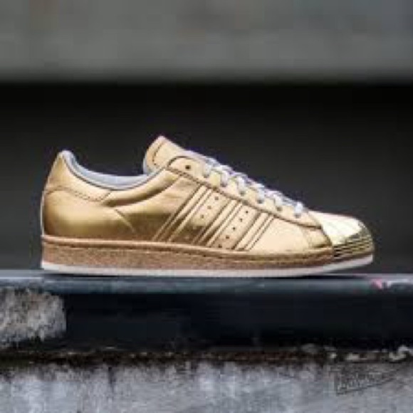 ADIDAS ORIGINALS SUPERSTAR 80S METAL "GOLD"
GOLD MET./GOLDMET./OFFWHITE Size 6.5 - Picture 5 of 15